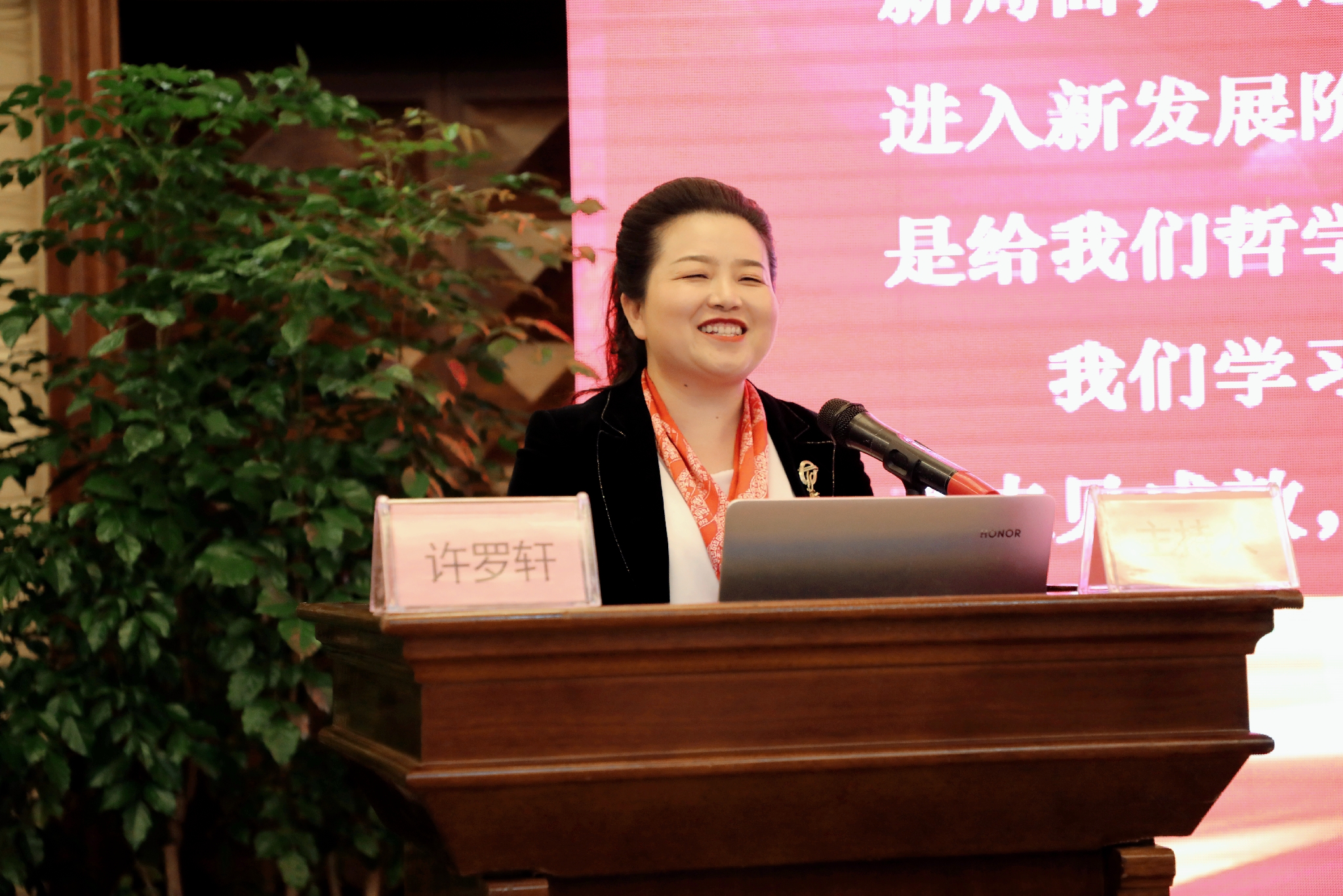 c9417110f06f158409885d77a74ea75.jpg c9417110f06f158409885d77a74ea75.jpg