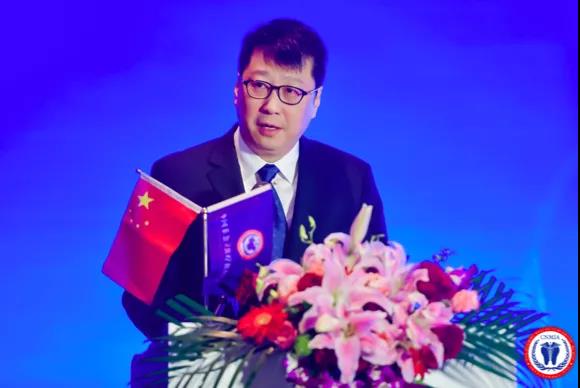 副主任章雄 副主任章雄