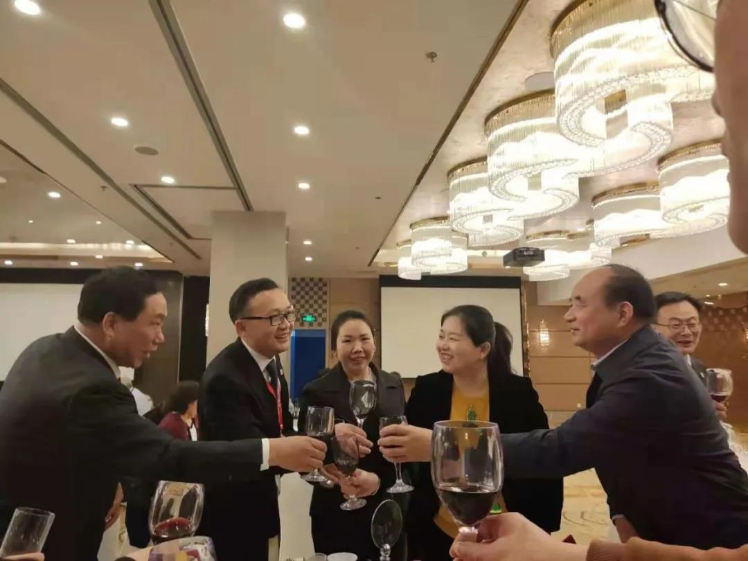 万合恒业 万合恒业