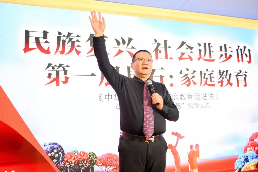 邓元才先生.jpg 邓元才先生.jpg