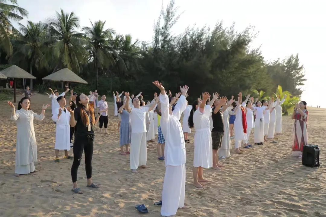 万合恒业培训.jpg 万合恒业培训.jpg